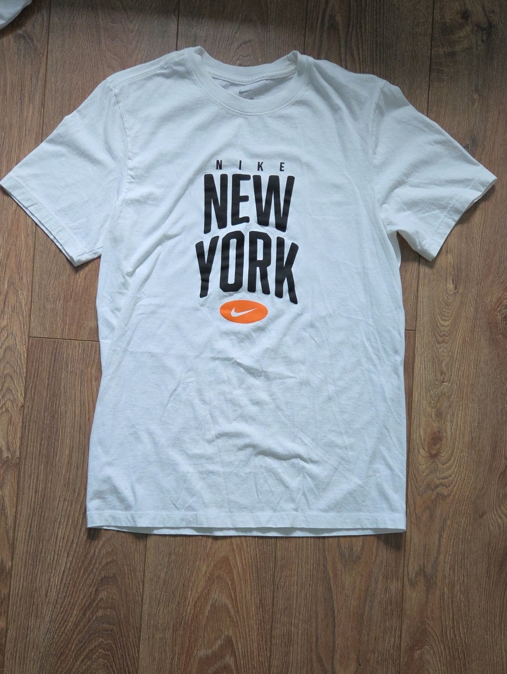 Nike New York City Graphic T-Shirt White & Orange